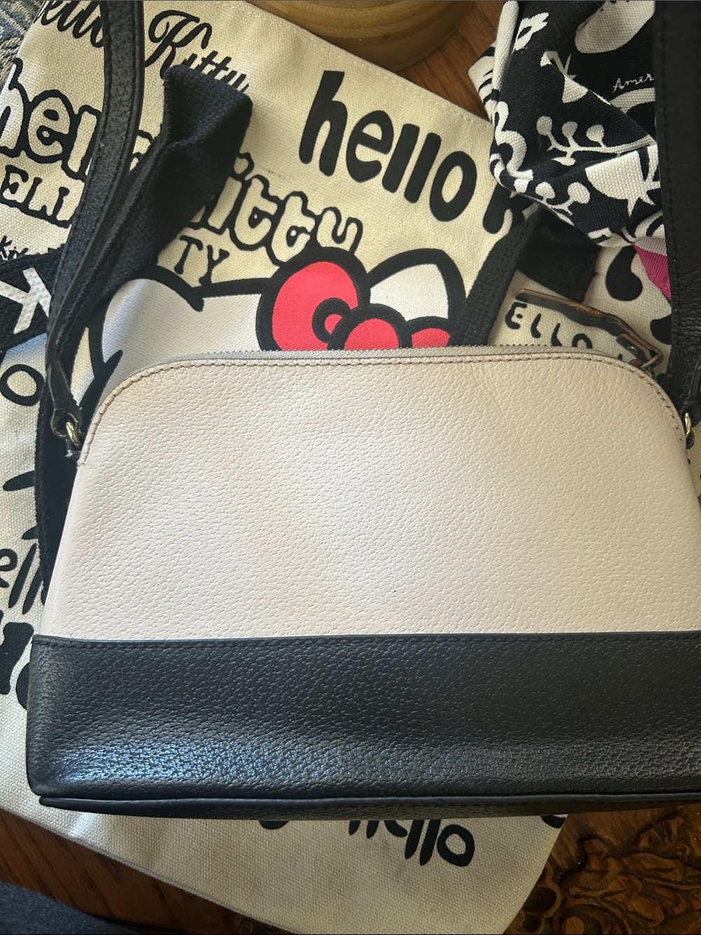 kate spade Two-Tone Black and Cream Leather Crossbody Bag - Picture 2 of 6